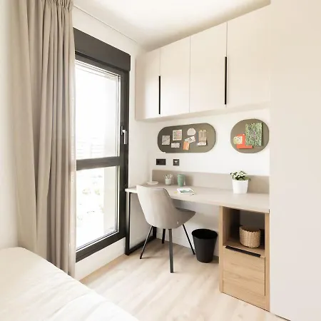 Yugo Pamplona Apartment Exterior photo
