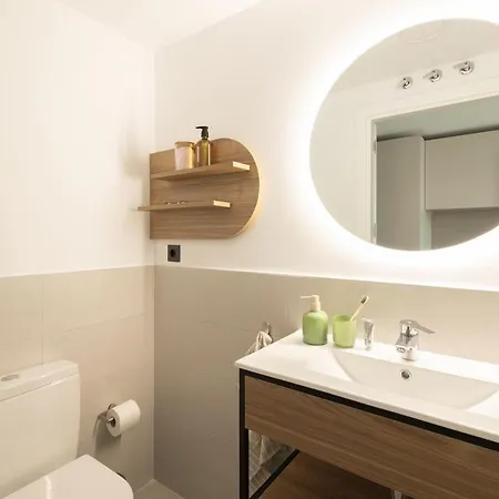 Yugo Pamplona Apartment Exterior photo