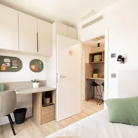 Yugo Pamplona Apartment Exterior photo